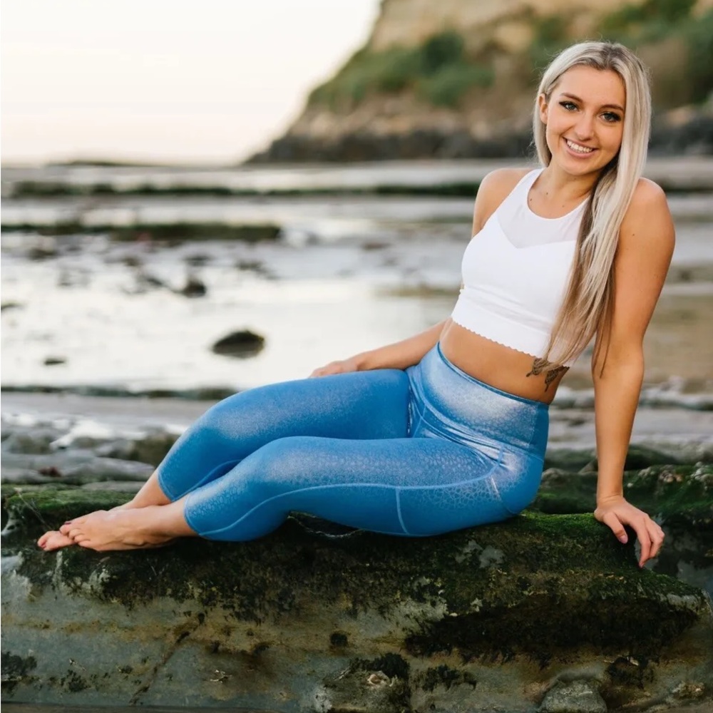 Zyia Mermaid Capri Leggings
